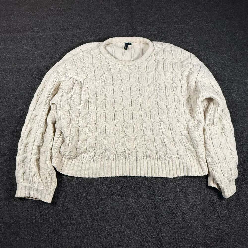 Moon & Madison Sweater Size L White Chenille Cable Knit Crewneck